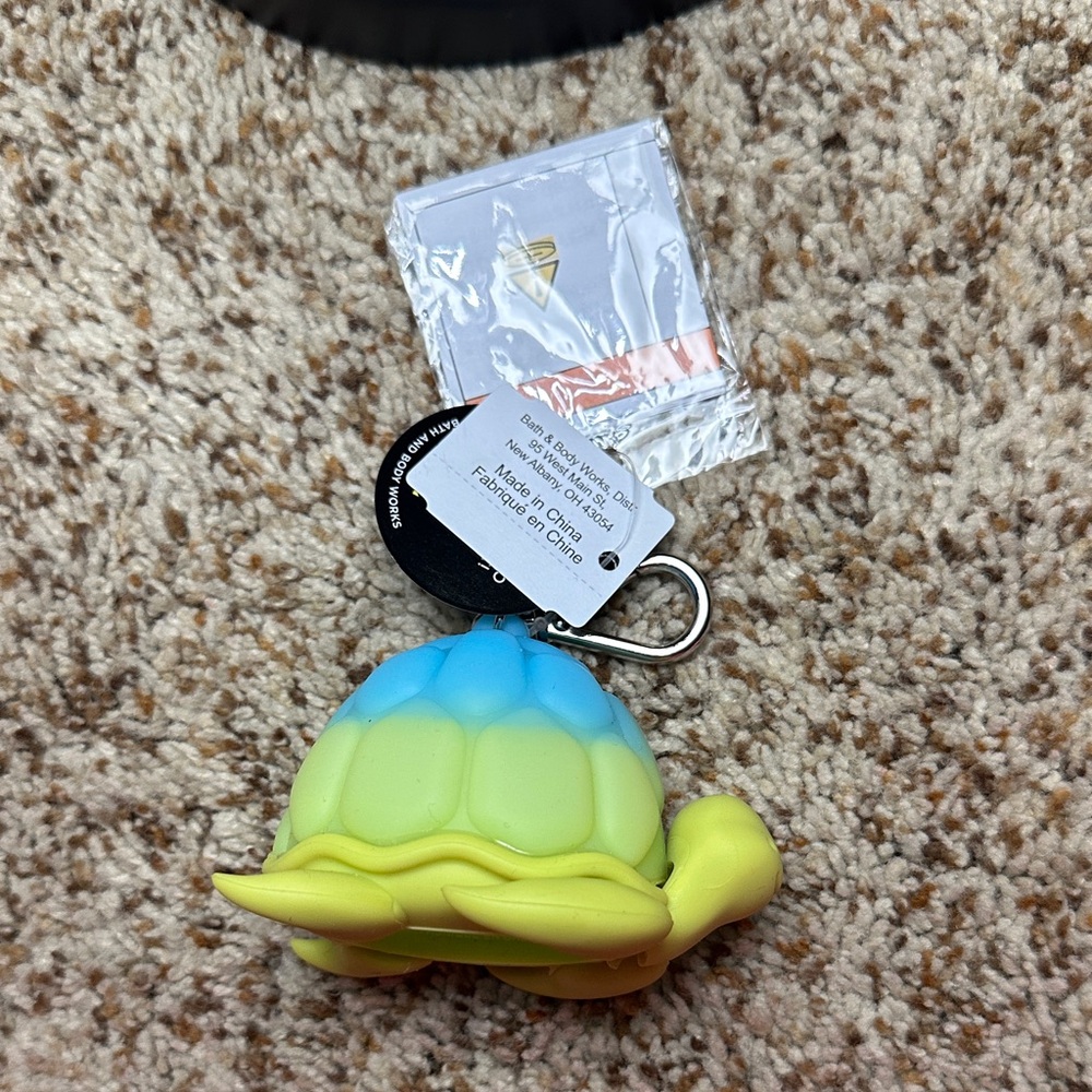 Colorful Turtle Pocketbac Holder